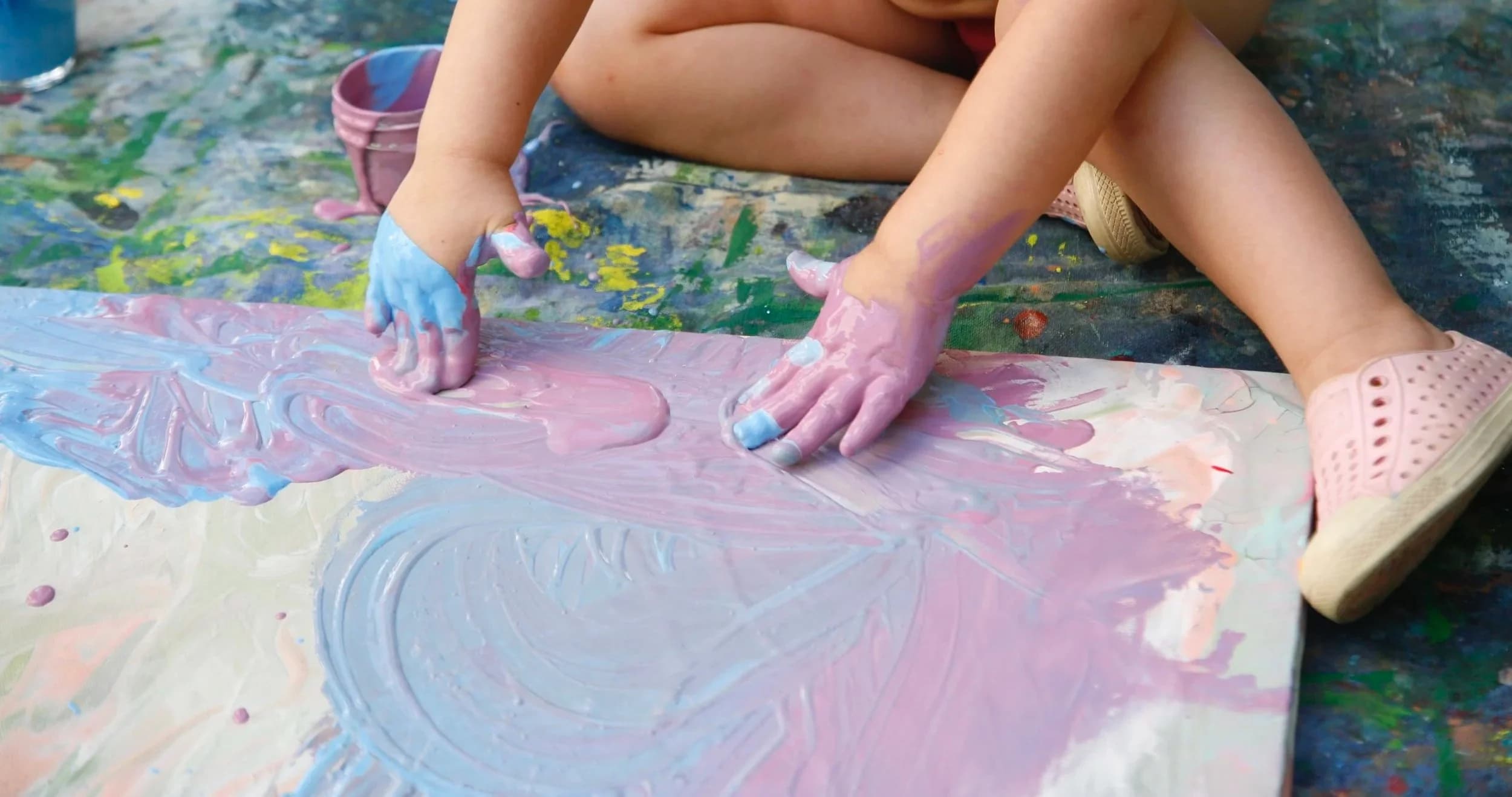 Atelier créatif pour enfants dès 0 ans — Whimsy Play Café à Nice