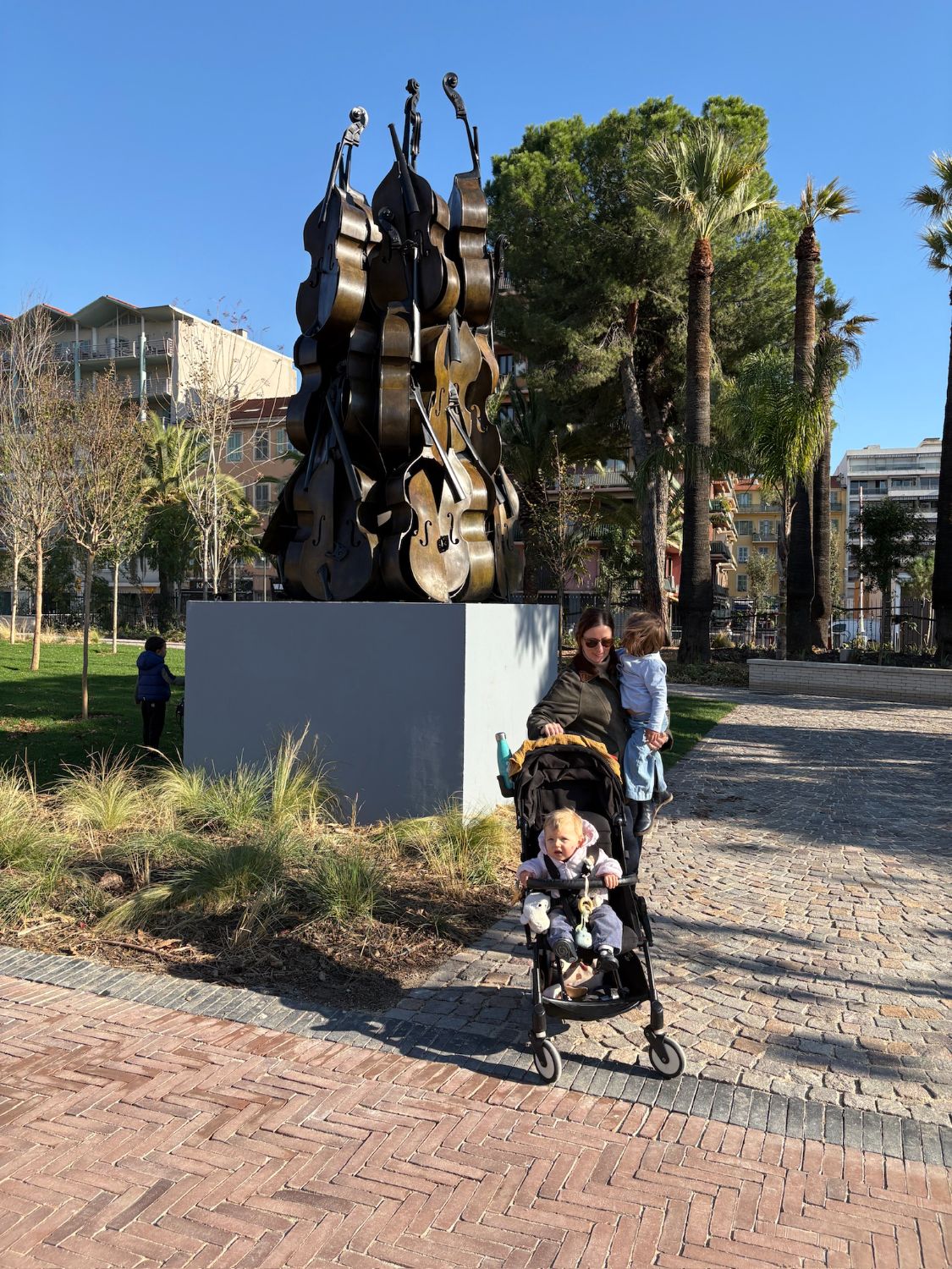 The Gokido founding family on the French Riviera